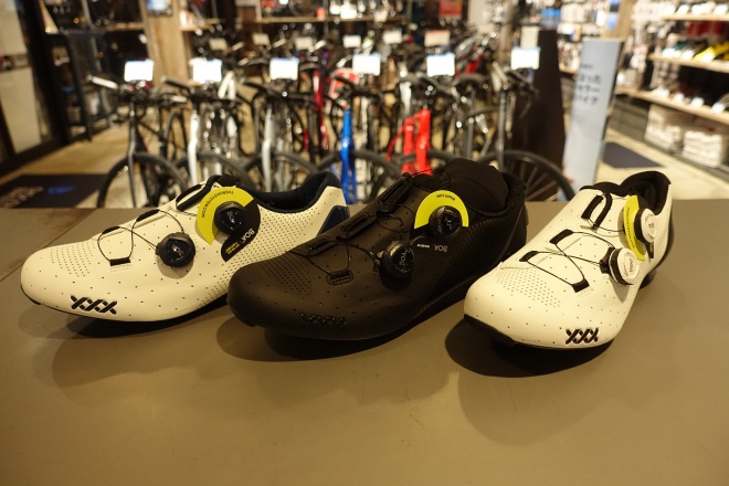 限定カラーモデル入荷、Bontrager XXXロードサイクリングシューズ（ボントレガー） | 石川・野々市・金沢スポーツ自転車専門店  Discover Bikes(ディスカバーバイクス)