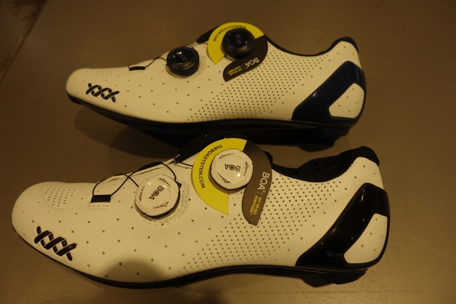 限定カラーモデル入荷、Bontrager XXXロードサイクリングシューズ（ボントレガー） | 石川・野々市・金沢スポーツ自転車専門店  Discover Bikes(ディスカバーバイクス)